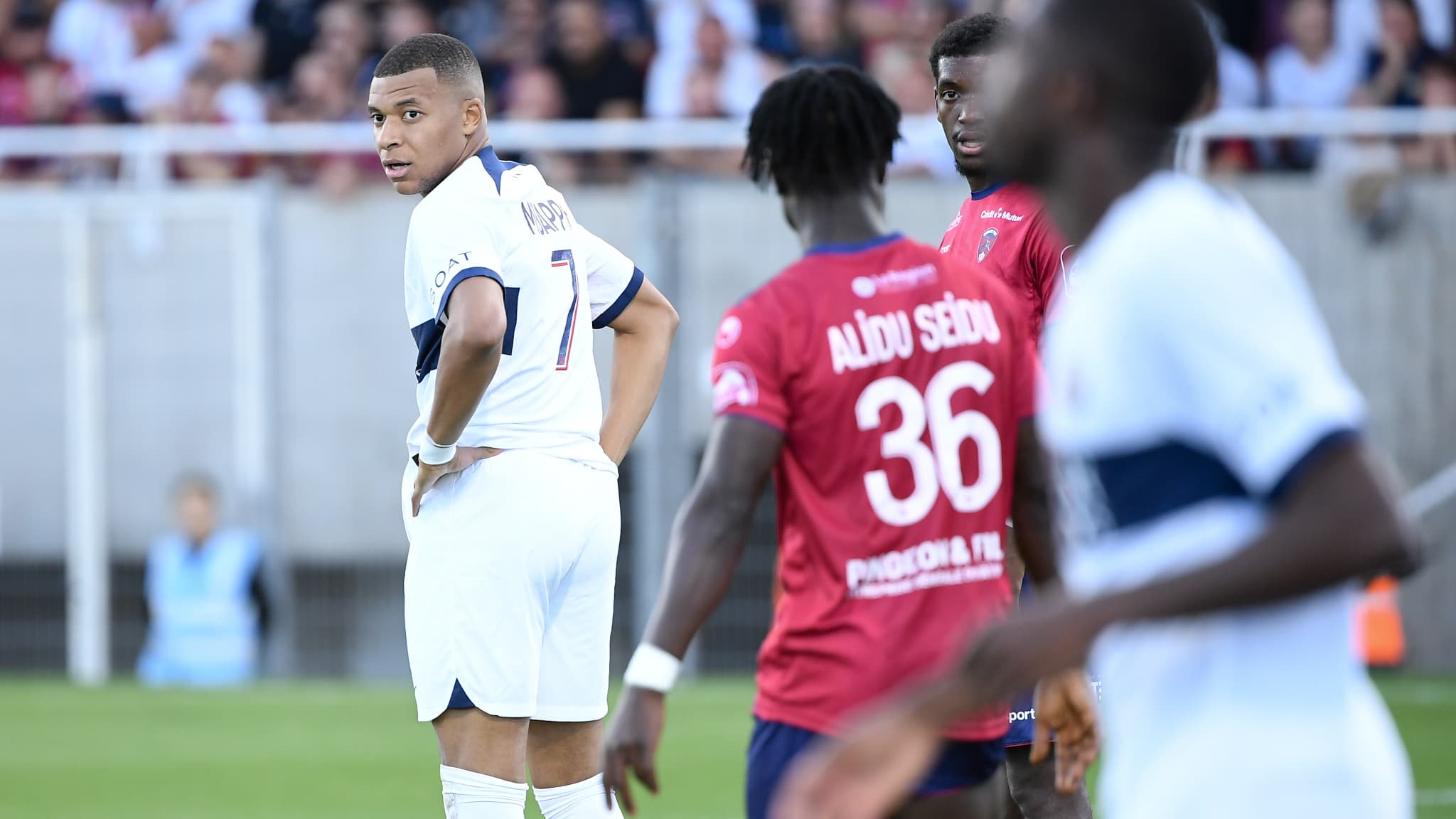 Avant Newcastle en Ligue des champions le PSG tenu en échec à Clermont