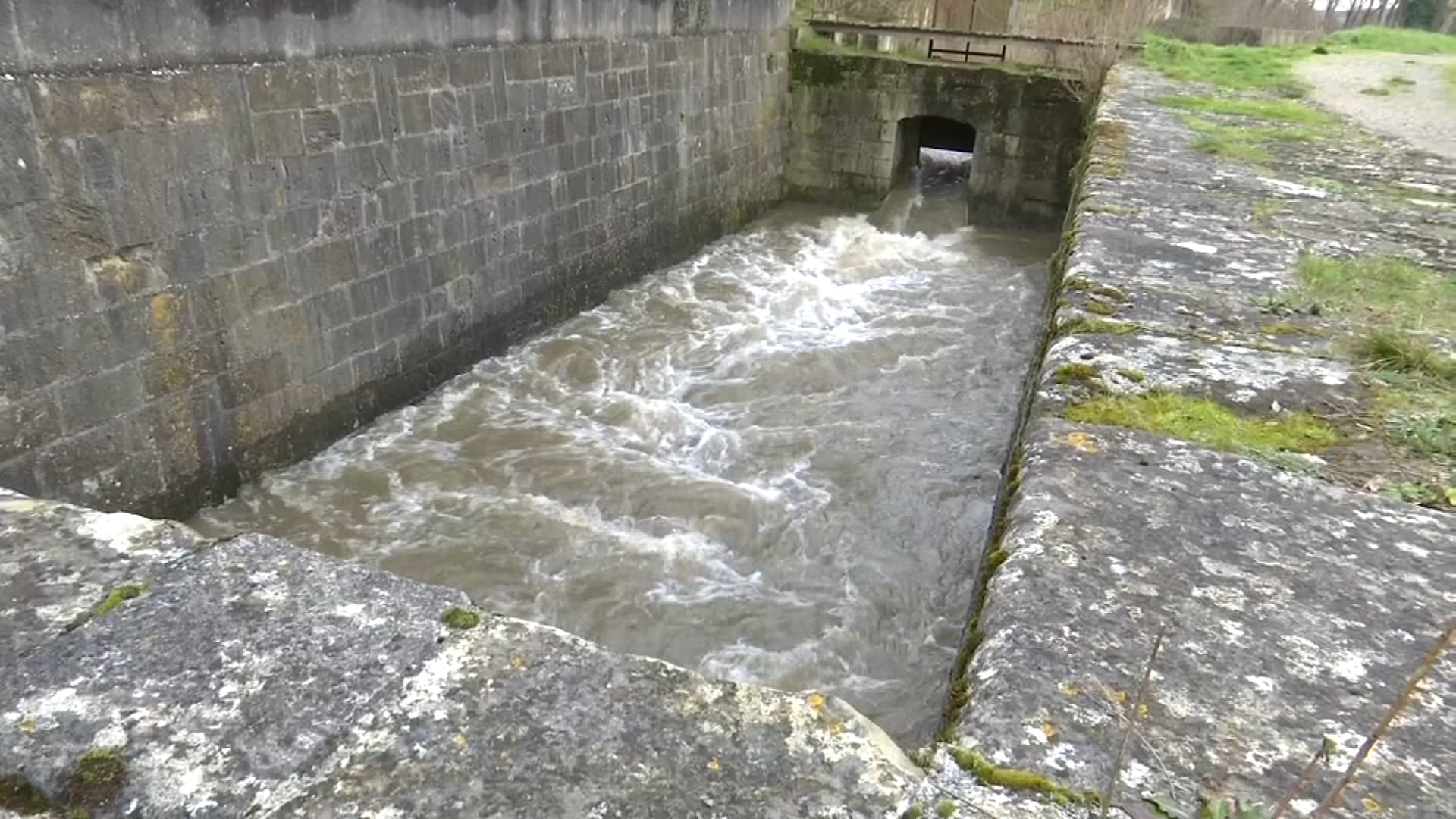 Sécheresse un million de mètres cubes d eau transférés pour sauver