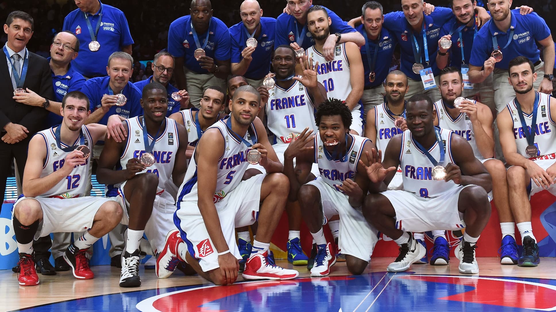 Eurobasket Les Bleus Se Consolent Avec Du Bronze