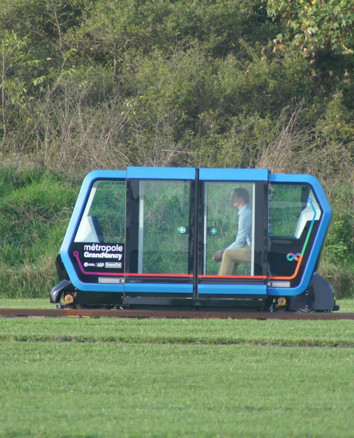 Urbanloop le déploiement de cette petite navette autonome débute en