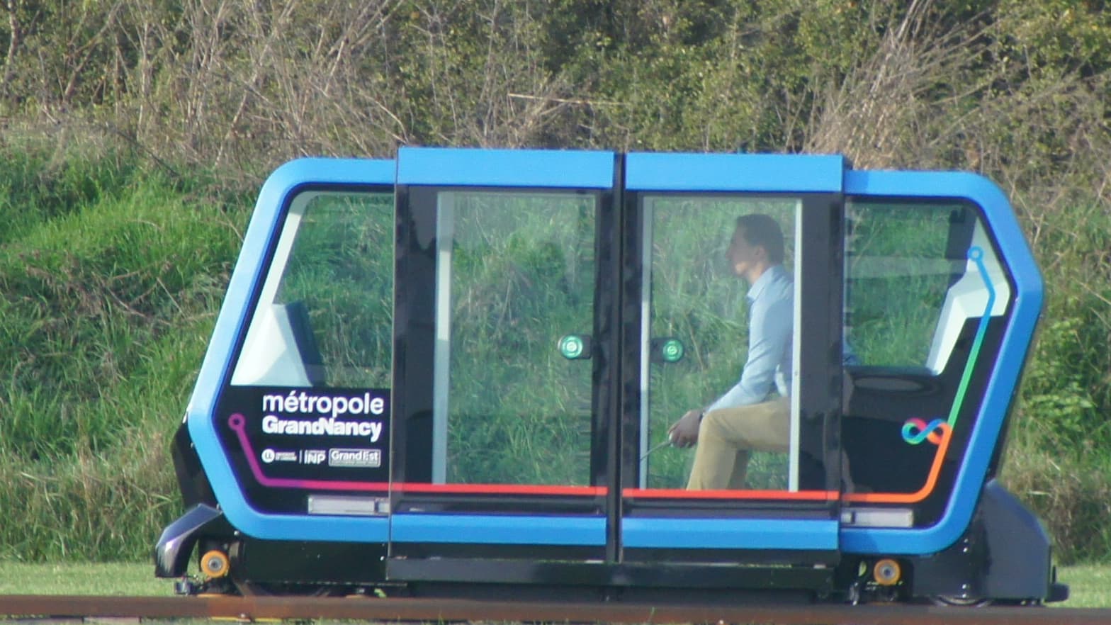 Urbanloop le déploiement de cette petite navette autonome débute en