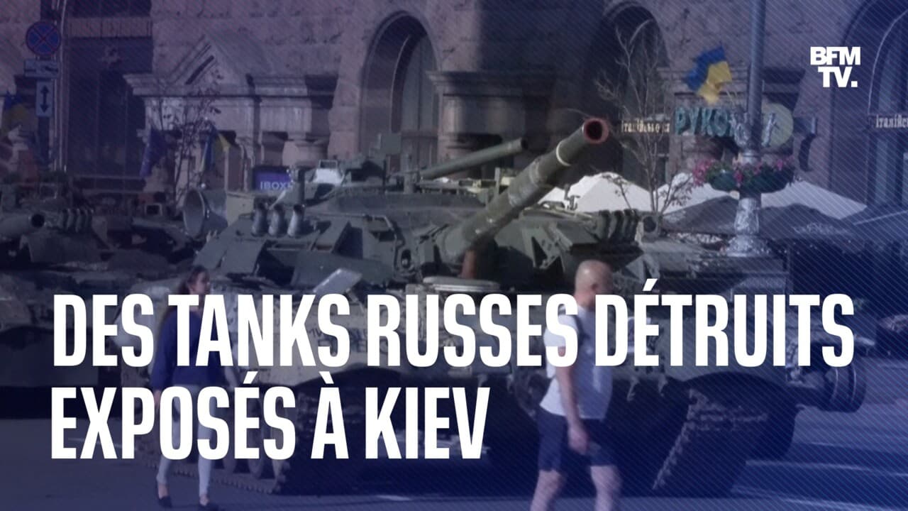 Des chars russes détruits exposés à Kiev en plein jour de l