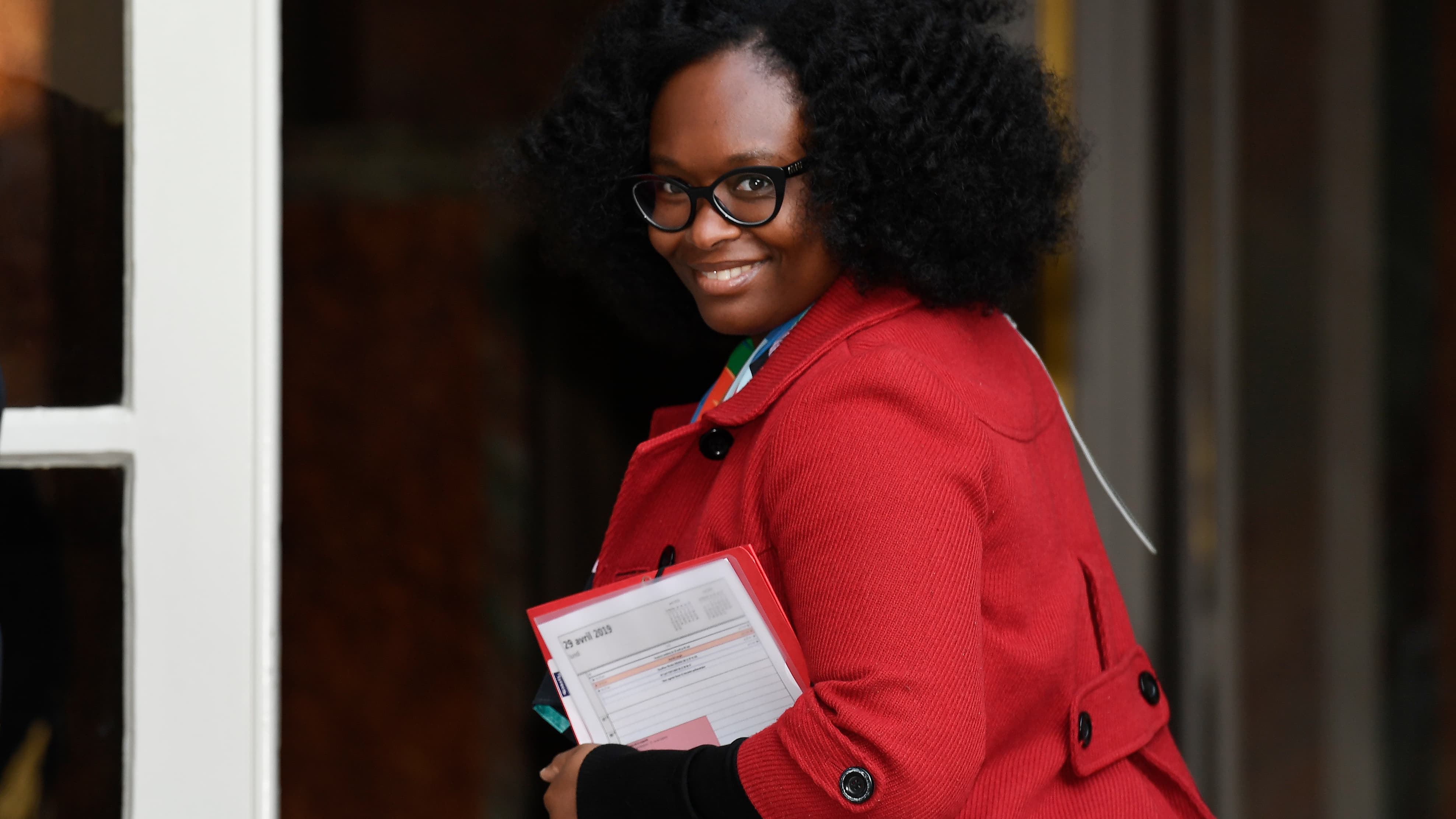 En tant que femme noire Sibeth Ndiaye se dit vaccinée contre les