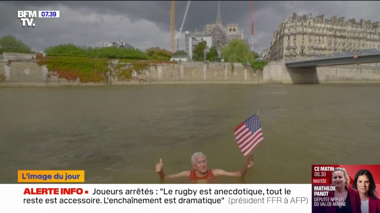 Un Am Ricain De Ans Se Baigne Dans La Seine Pour C L Brer La F Te