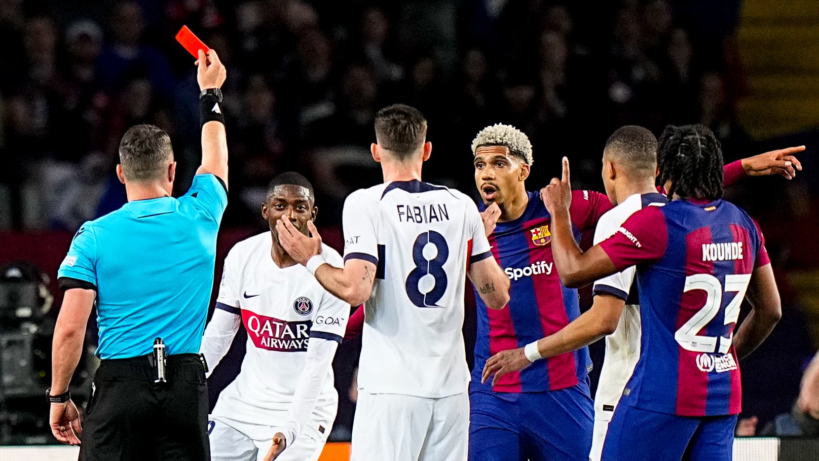 Barça PSG arbitrage suspect célébration sans modération de Mbappé