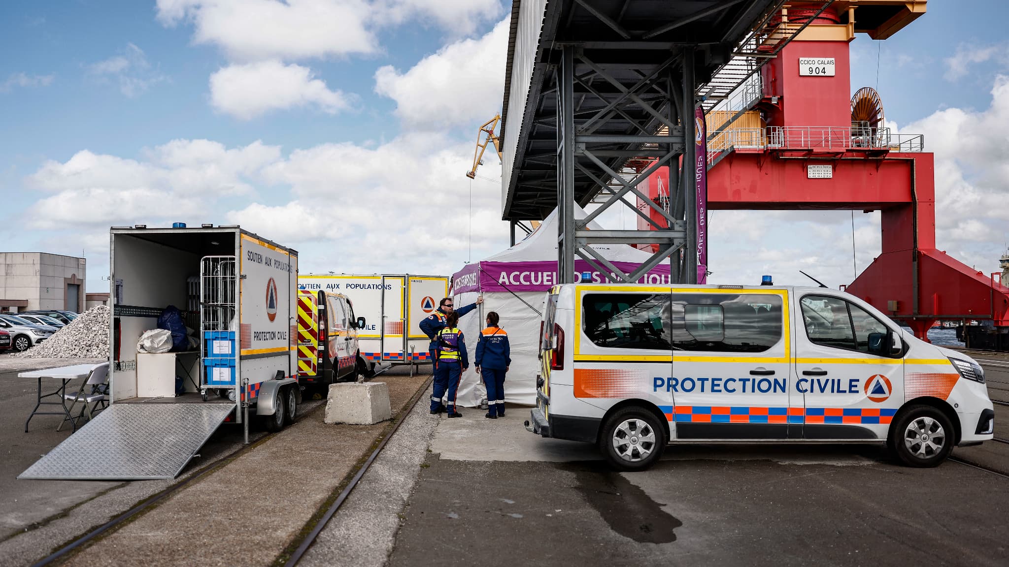 Calais Six Exil S Afghans D C Dent Dans Un Naufrage Dans La Manche