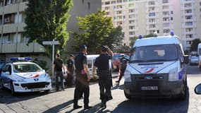 Des policiers dans les quartiers Nord de Marseille le 29 juillet 2012. Mercredi soir, un homme de 49 ans a été tué par balles dans le XVe arrondissement de la ville. .