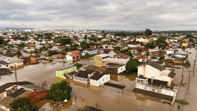 Brésil: au moins 100 morts après les inondations dans le sud du pays