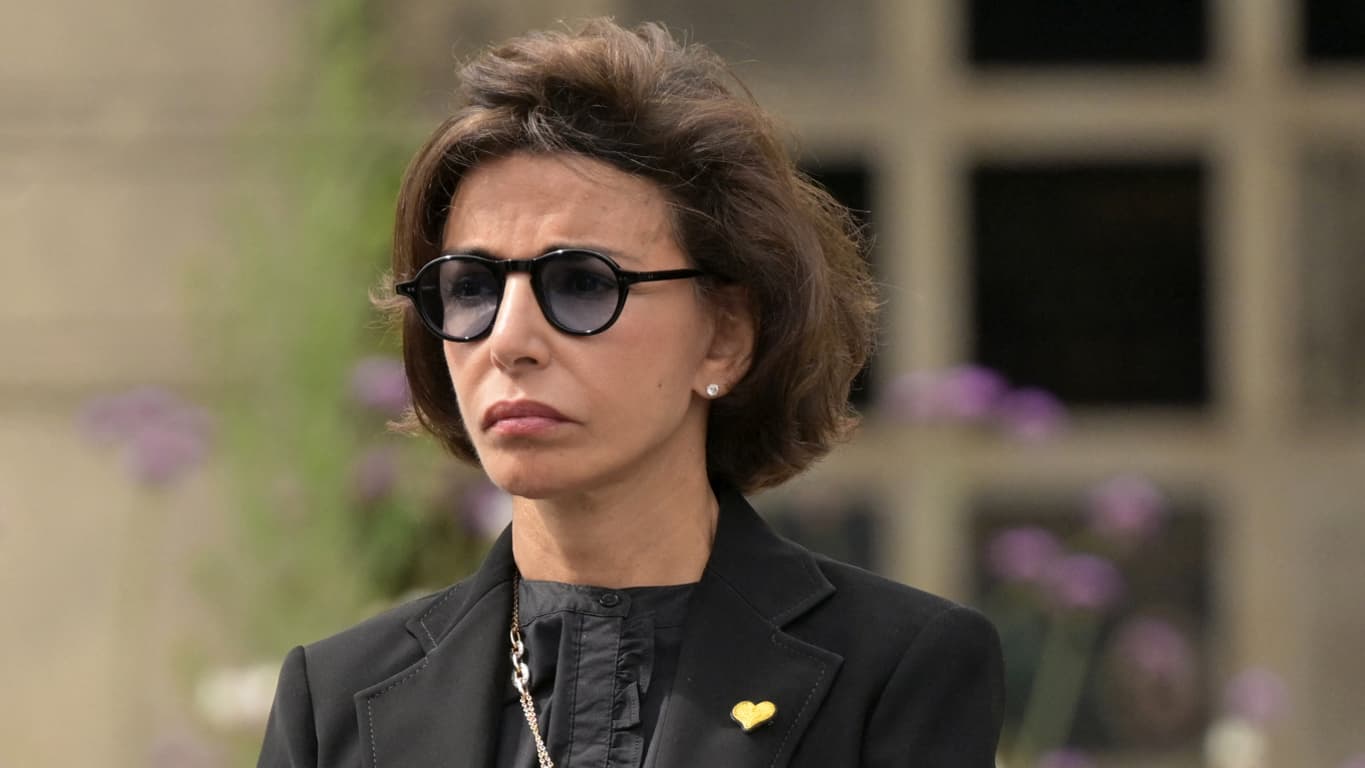 La ministre de la Culture, Rachida Dati, lors des obsèques de Patrice Laffont au cimetière du Pere Lachaise à Paris, le 23 août 2024. on August 23, 2024.