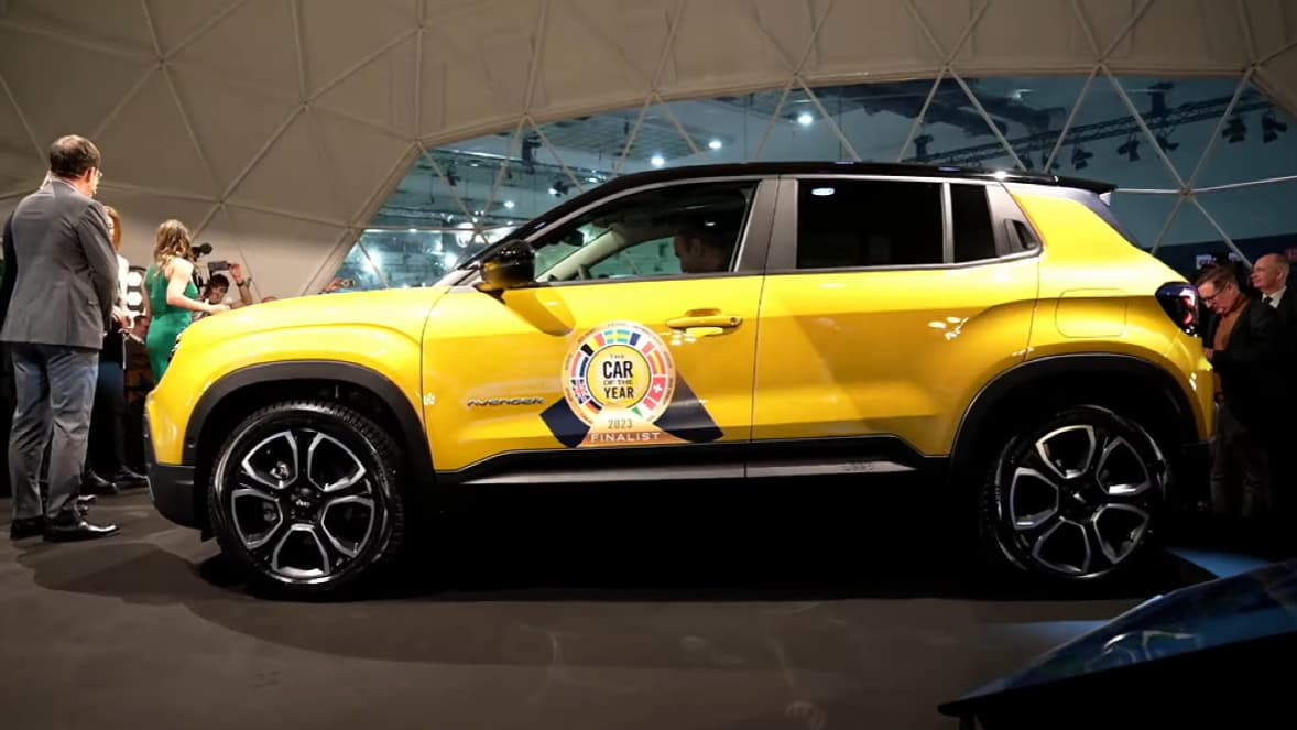 La Jeep Avenger a été élue voiture de l'année 2023 le 13 janvier au salon de Bruxelles. La Jeep Avenger a été élue voiture de l'année 2023 le 13 janvier au salon de Bruxelles.