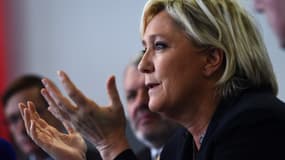 Marine Le Pen à Carpentras (Vaucluse), ce dimanche, dans cadre de sa tournée des fédérations FN. 