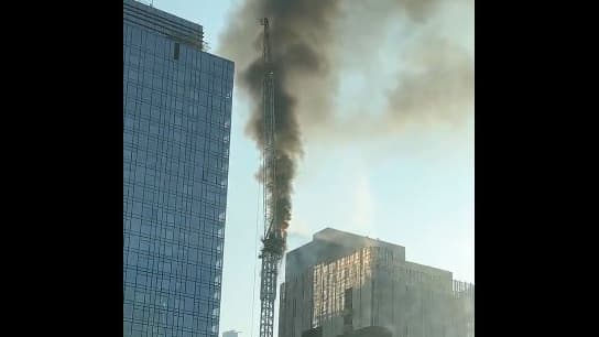 Des images de la grue en flammes ce mercredi à New York