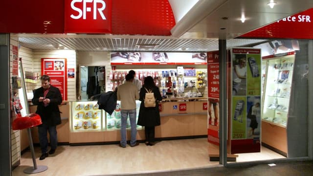 Les syndicats de Bouygues Telecom et SFR craignent des suppressions de poste en masse dès 2017, à la fin des garanties sur le maintien dans l'emploi chez SFR. 