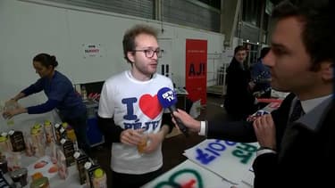 Du jus de pêche était distribué en marge du dernier meeting d'Alain Juppé