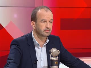 Le coordinateur de la France insoumise (LFI), Manuel Bompard, sur le plateau du Face à face sur BFMTV-RMC ce vendredi 29 novembre 2024