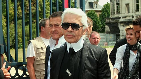 "Il fera autant de dégâts que Zapatero", estime Karl Lagerfeld au sujet de François Hollande.