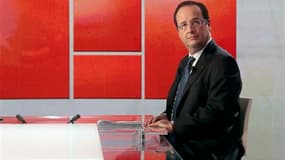 François Hollande a annoncé dimanche qu'il n'entendait pas "tout remettre à plat" lors de la réforme des retraites, se montrant particulièrement prudent sur le sort des régimes spéciaux et le rapprochement entre les secteurs public et privé. "Tout remettr