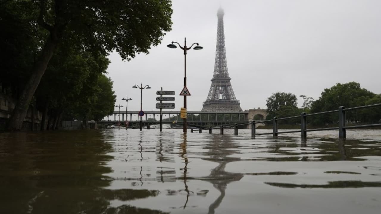 Crue de la Seine au moins 10 millions d'euros de pertes