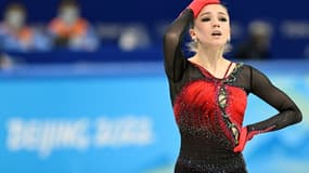 La patineuse russe Kamila Valieva après son programme libre dans l'épreuve par équipe des Jeux olympiques de Pékin, le 10 février 2022