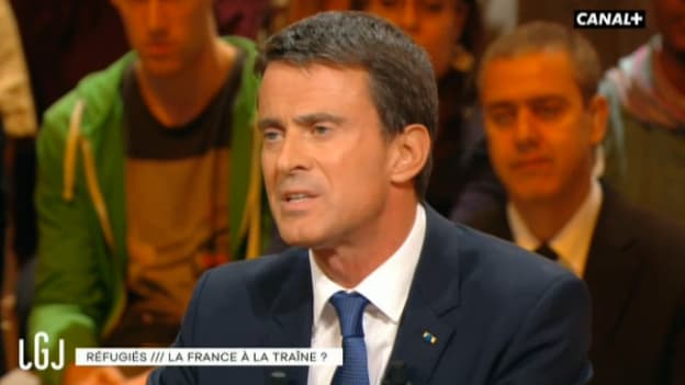 Manuel Valls sur le plateau du Grand Journal, animé par Maïtena Biraben, le 7 septembre 2015.
