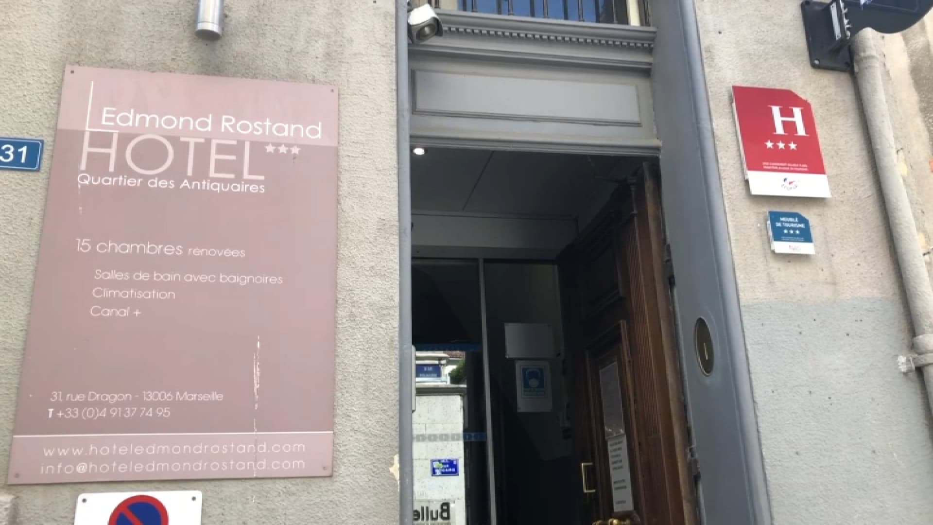 En Marsella, las tarifas de los hoteles se han disparado a causa del rugby