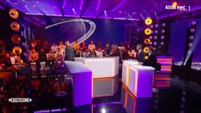 Footissime - Cris se prête au jeu du Prompteur"