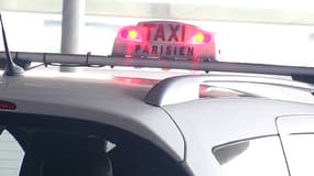 Taxi parisien à l'aéroport parisien de Roissy, ce week-end.