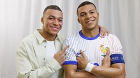 Kylian Mbappé et sa statue de cire au musée Madame Tussauds à Londres