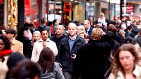 Les Français sont majoritairement opposés à plusieurs pistes explorées pour redresser les comptes des régimes de retraites, selon un sondage Ifop pour Sud Ouest Dimanche. /Photo d'archives/REUTERS