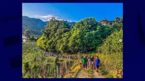 Un maire italien, Luciano Fregonese, organise chaque jeudi une marche d'environ 5,5km pour perdre du poids, le 18 juillet 2024.