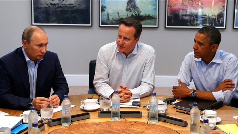 Vladimir Poutine, David Cameron et Barack Obama à Enniskillen, en Irlande du Nord. Au second jour du sommet du G8, le président russe s'est retrouvé mardi aussi isolé que déterminé sur le dossier syrien, malgré les pressions de ses partenaires pour qu'il