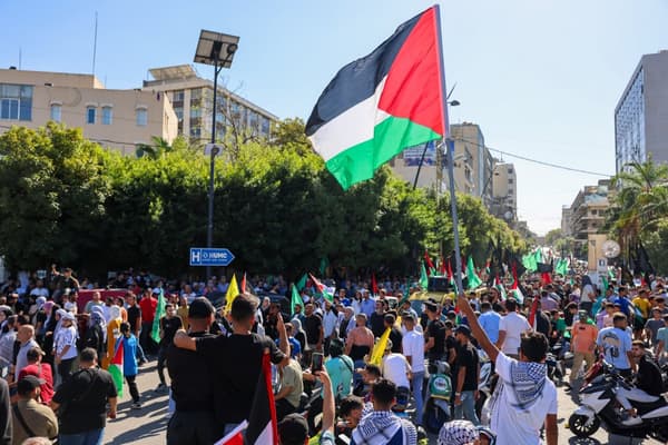 Des drapeaux palestiniens lors d'une manifestation contre Israël dans les rues de Beyrouth au Liban le 20 octobre dernier.