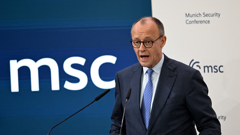 "Une dissuasion nucléaire européenne" sous le parapluie français? Le chancelier Merz annonce avoir lancé des "discussions confidentielles" avec Emmanuel Macron