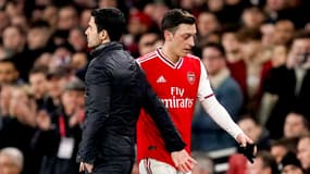 Mikel Arteta et Mesut Ozil