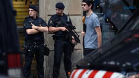 Un homme, suspecté d'être impliqué dans les attentats de Barcelone et de Cambrils, est activement recherché par la police