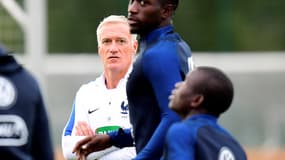 Moussa Sissoko sous le regard de Didier Deschamps 