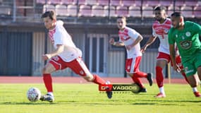 Antoine Lemarié lors de son unique match avec le Paniliakos Pyrgo
