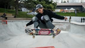 Madeleine Larcheron lors des Championnats de France de skateboard bowl, à Chelles, le 2 mai 2021