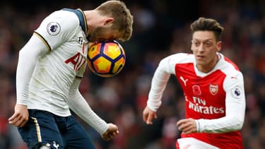 La chaîne SFR Sport 1, diffusant la Premier League anglaise, a été lancée le 13 août