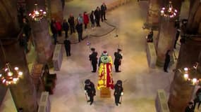 Le cercueil de la reine restera à Édimbourg, jusqu'à 16 h, ce mardi 13 septembre 2022.