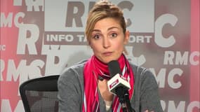 Julie Gayet sur RMC: ""Les Tuche" est une comédie grand public, un produit. Et puis, il y a les "Ch'tis" de Dany Boon, des films très sincères. J'adore rire!"