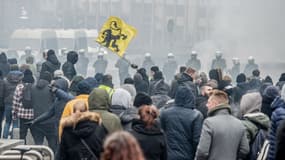 Des militants d'extrême-droite défilent à Bruxelles contre le pacte de Marrakech, le 16 décembre 2018