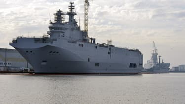 Un Mistral dans le port de Saint-Nazaire, le 21 novembre 2014.