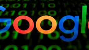 L'association altermondialiste Attac a mené une "opération Robin des bois" contre le siège français de Google à Paris,  pour dénoncer les pratiques d'évasion fiscale des géants du numérique. 