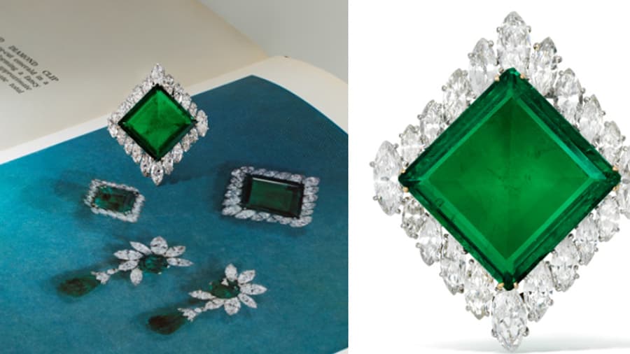 La broche en émeraude mise aux enchères par Christie's le 12 novembre 2024. La broche en émeraude mise aux enchères par Christie's le 12 novembre 2024.