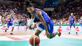 Matthew Strazel avec l'équipe de France, le 8 août 2025