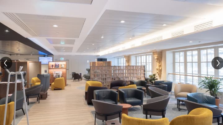 Nouveau salon Grand Voyageur de la SNCF à la gare de Lyon à Paris