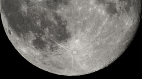 La lune serait née d'une collision titanesque entre la Terre et un corps céleste du nom de Théia.