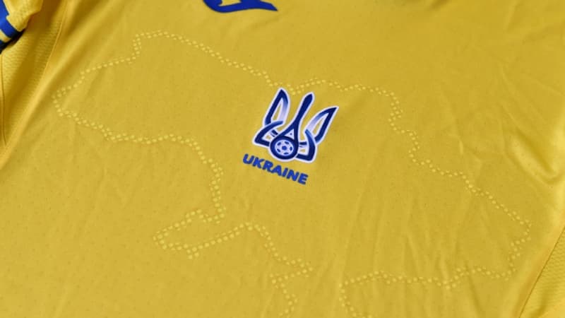 L Ukraine negocie avec l UEFA pour garder inchange son maillot 1045088
