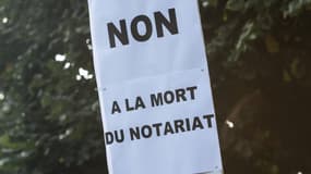 Les notaires sont opposés à la Loi Macron et ils le font savoir